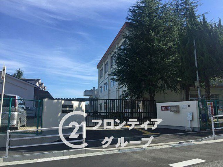 小学校 奈良市立鳥見小学校 徒歩7分。