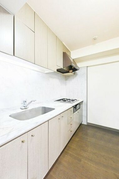 キッチン キッチン　※画像はCGにより家具等の削除、床・壁紙等を加工した空室イメージです。
