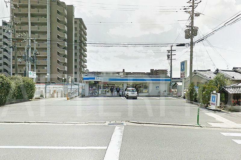 ローソン西京極佃田店（約420m）