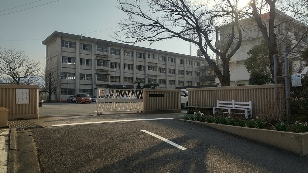 中学校 大分市立稙田南中学校（徒歩約23分）