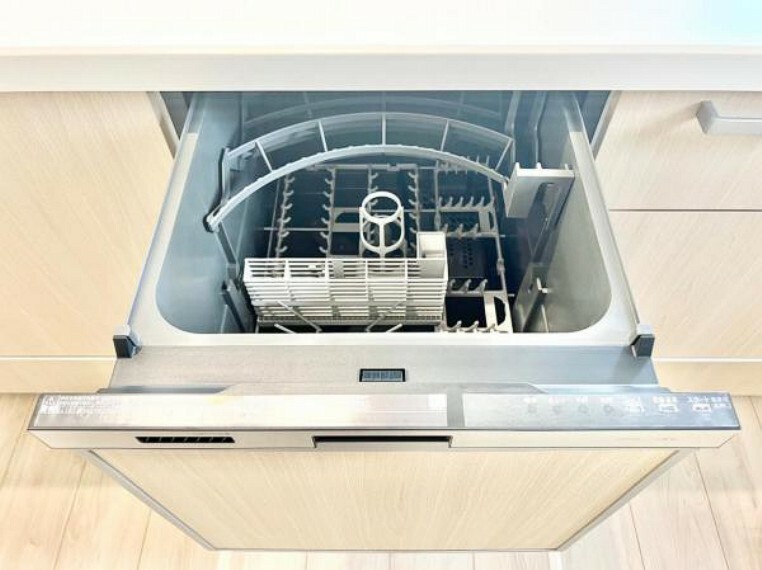 同仕様写真（内観） 家事の時短に繋がる食器洗い乾燥機です。家族時間を増やすことができますね。※写真は同一タイプ、同一仕様