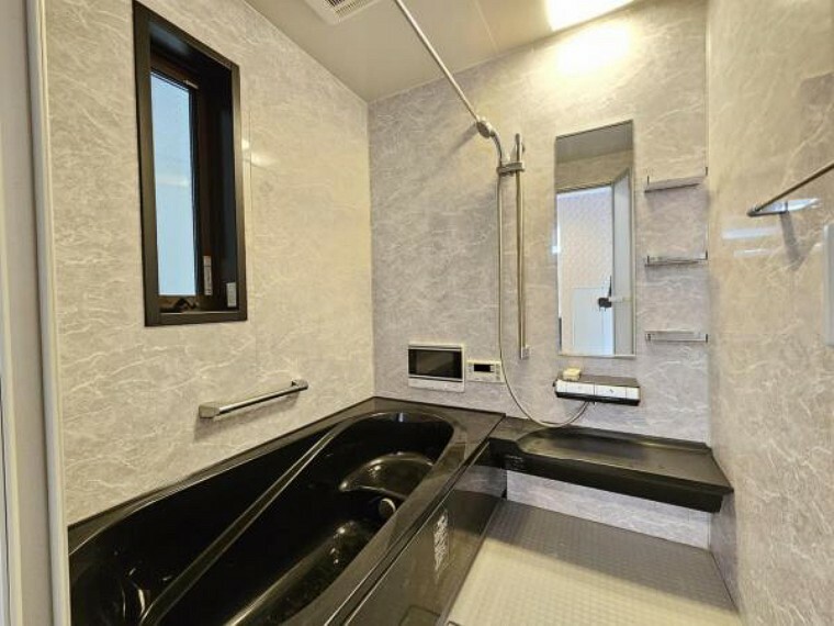 浴室 追い焚き機能・暖房乾燥機・テレビ完備の浴室で快適バスタイム