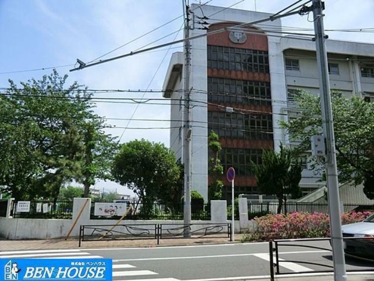 中学校 川崎市立塚越中学校 徒歩7分。部活動帰りの帰宅も安心の距離です！