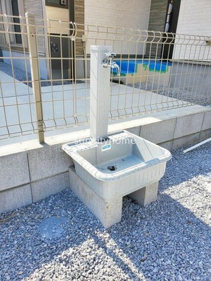 庭 庭のお手入れや洗車に便利な外水栓！