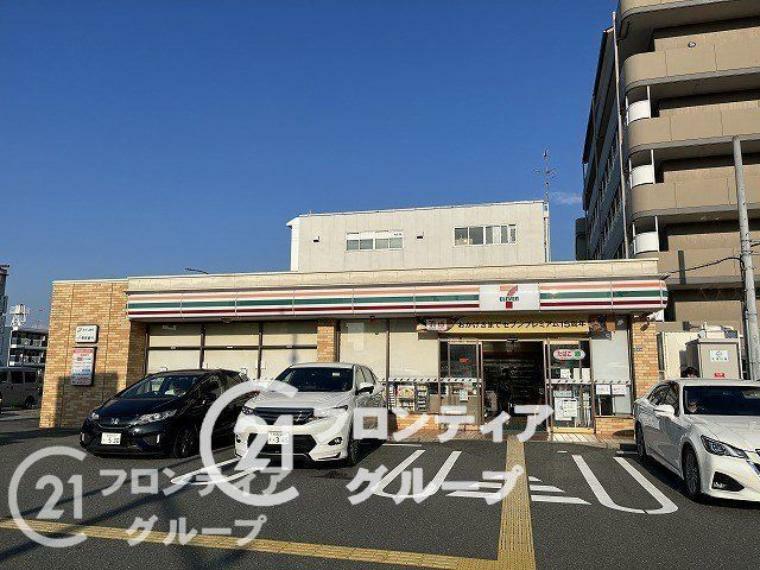 コンビニ セブンイレブン奈良大宮町1丁目店 徒歩5分。