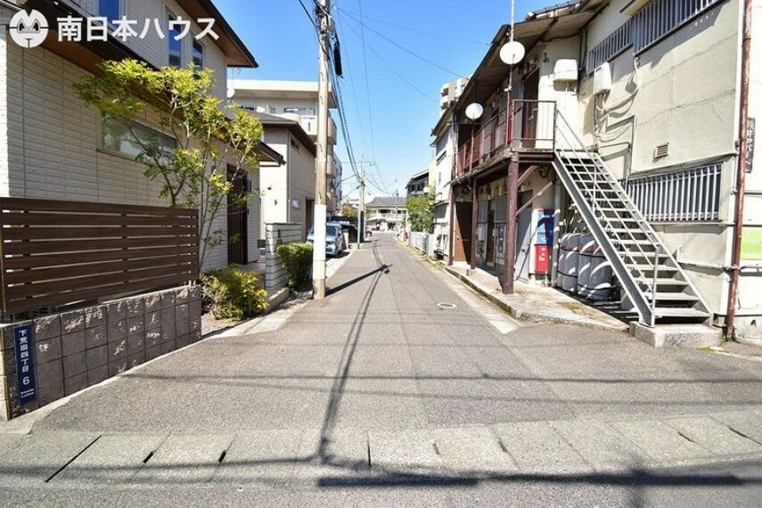 現況写真 前面道路含む現地写真