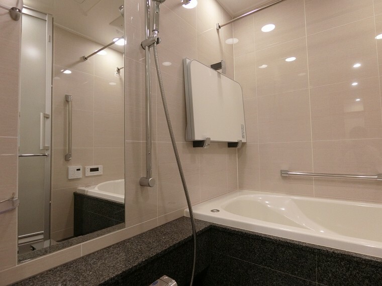 保温浴槽が採用されている浴室