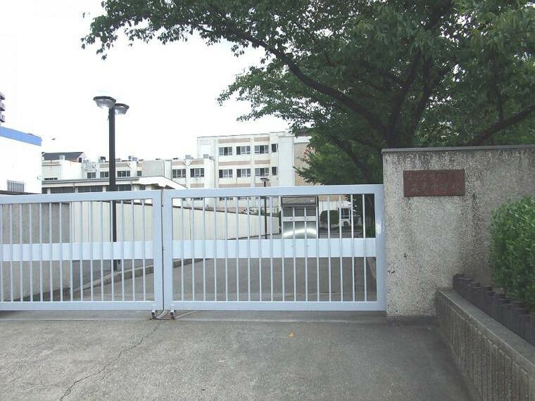 中学校 名古屋市立森孝中学校