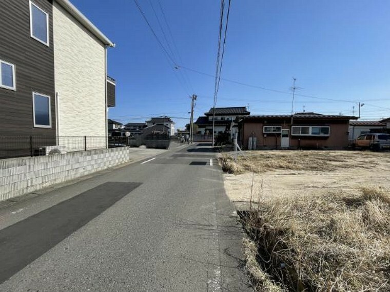 現況写真 車通りも少ない、閑静な住宅街で落ち着き暮らしを叶えます！