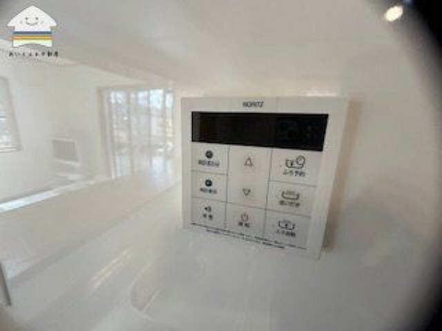 発電・温水設備 【キッチン内給湯リモコン】キッチンで家事をしながら給湯操作ができ楽々です