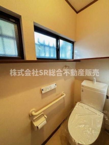 トイレ トイレ窓付