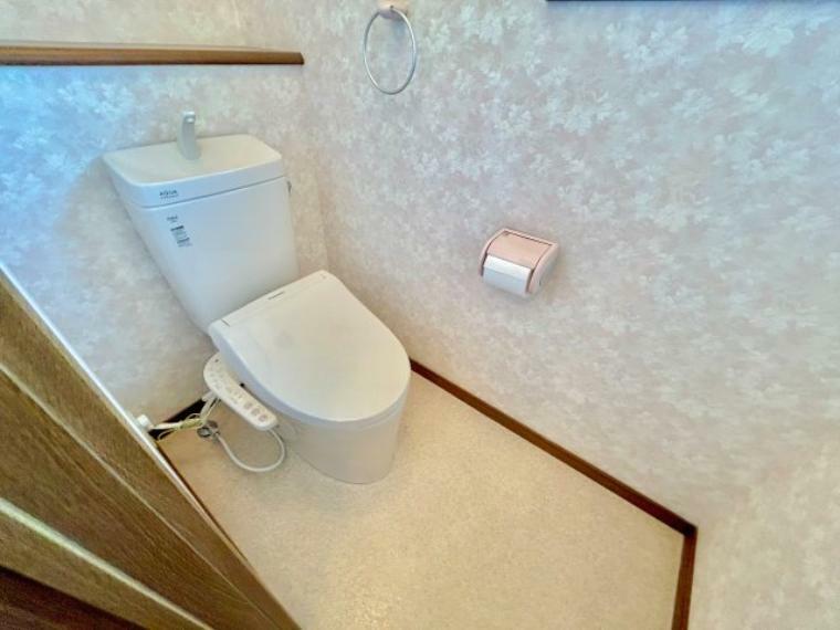 トイレ 2階トイレも標準設置です！混雑の解消はもちろん、階段の上り下りが必要ない為、夜間の利用も安心ですね