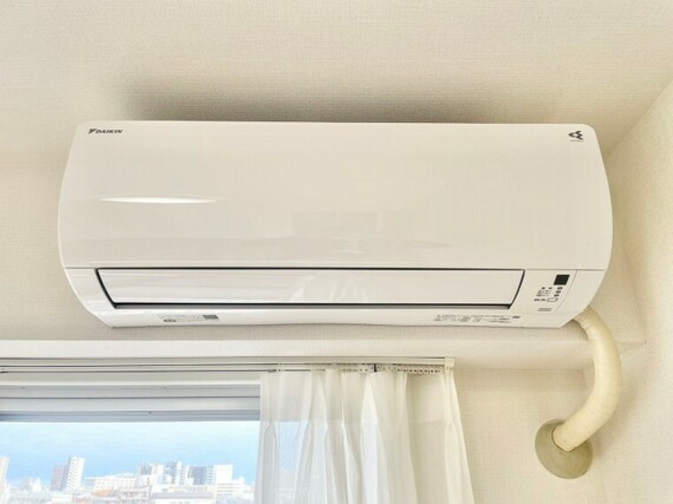 冷暖房・空調設備 エアコンが設置済みですので、お住まいになってからすぐに快適な生活を送れます。