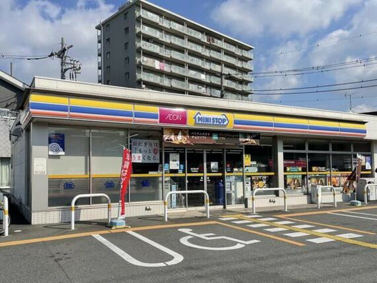 ミニストップ草加瀬崎店