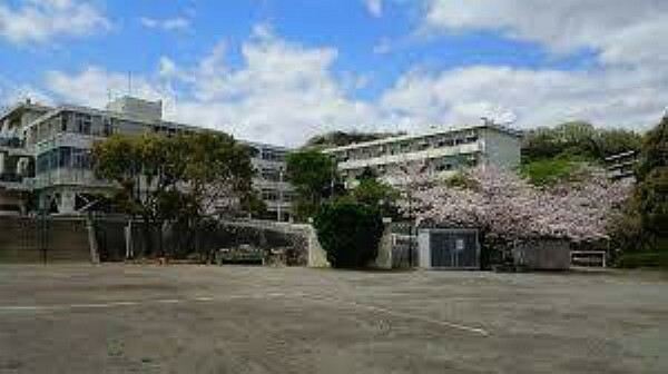 中学校 鎌倉市立岩瀬中学校