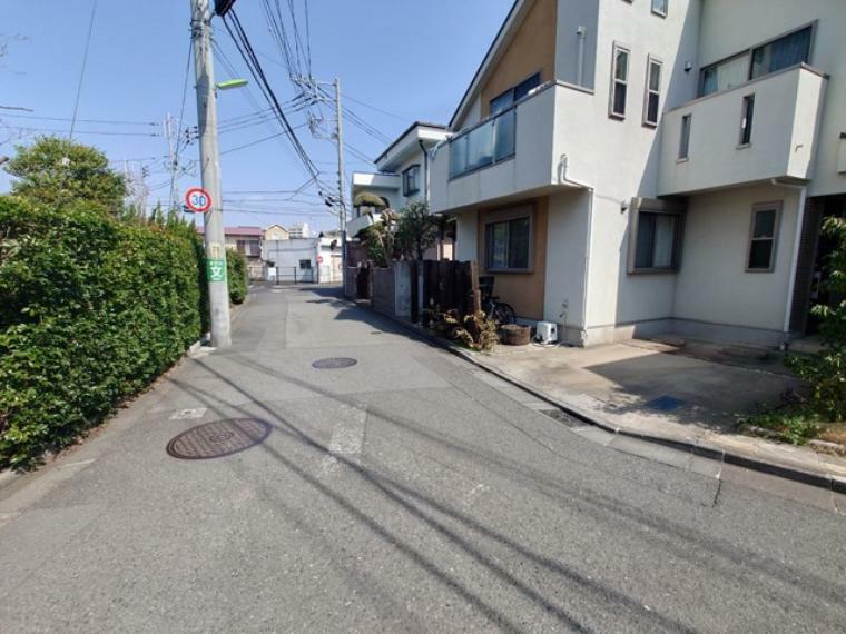 外観・現況 前面道路