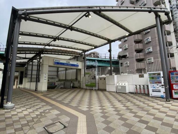 西武新宿線・大江戸線「中井」駅