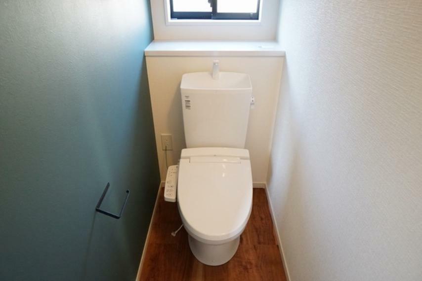 トイレ トイレは1階と2階それぞれに設けられています。忙しい朝にもゆとりがうまれそうですね＾＾