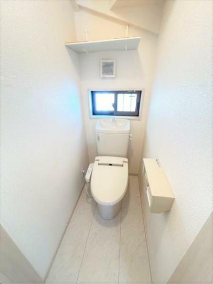 トイレ トイレのお写真です。トイレは1階と2階にございます。