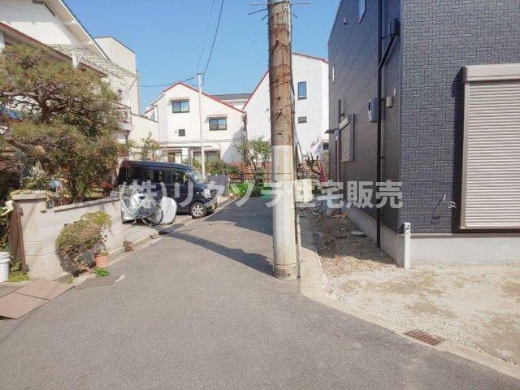 現況写真 前面道路を含む現地写真 ■物件内覧・資金計画相談・住宅ローン相談、リフォーム相談、お問合せ受付中■ ※当日・翌日のご内覧、ご相談はお電話でのお問合せがスムーズです！