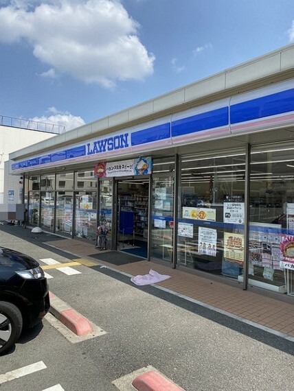 コンビニ ローソン長吉川辺一丁目店