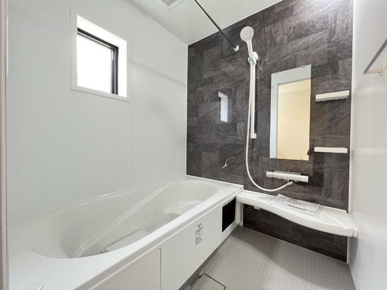オートバスシステム・浴室暖房換気乾燥機を搭載した1坪タイプの浴室（同仕様）