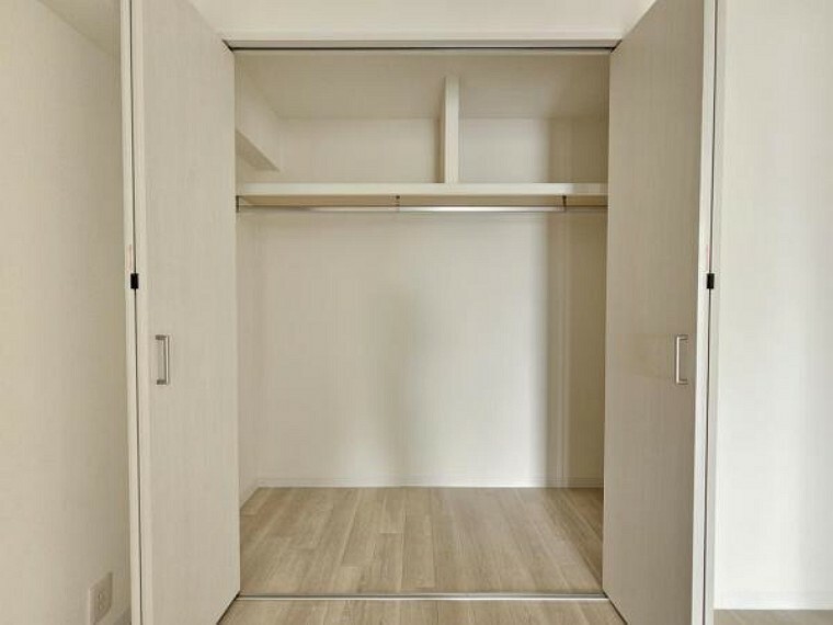収納 洋室6帖:収納充実ですっきりと整頓されたお部屋作りが可能です！