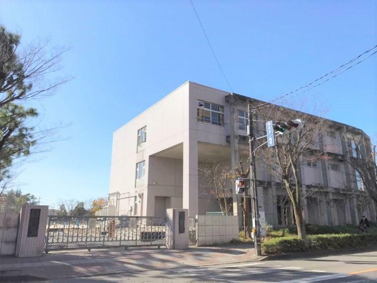 小学校 【小学校】粕壁小学校まで840m