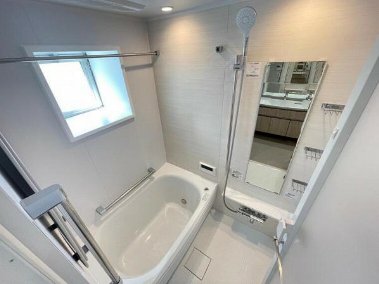 浴室 浴室暖房乾燥機付きバスルーム