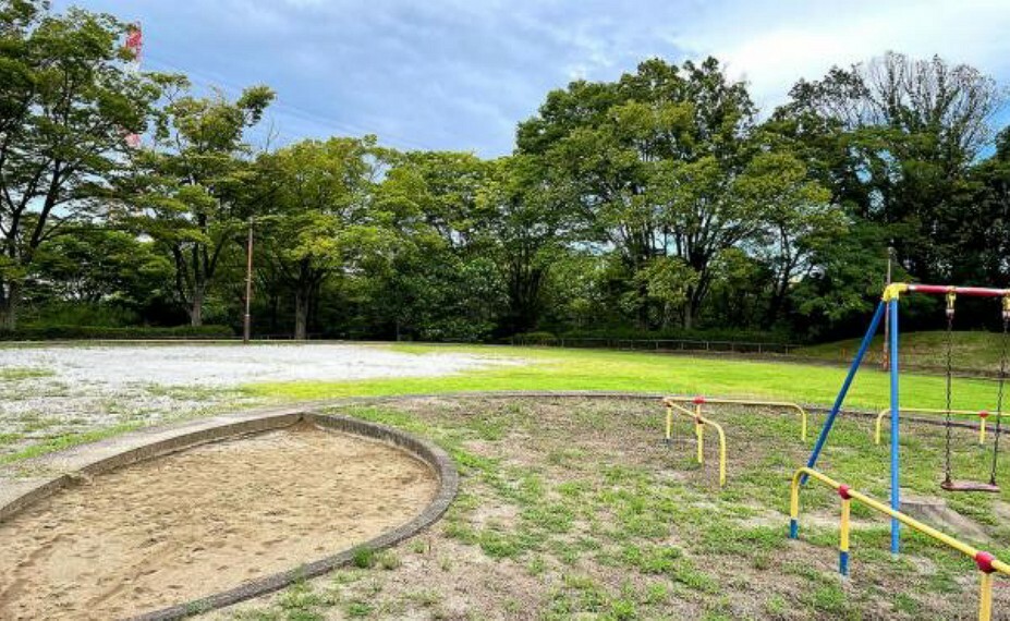 公園 貝取4丁目公園まで約120m