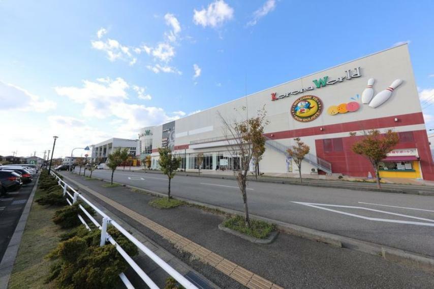 ショッピングセンター 金沢コロナシネマワールド