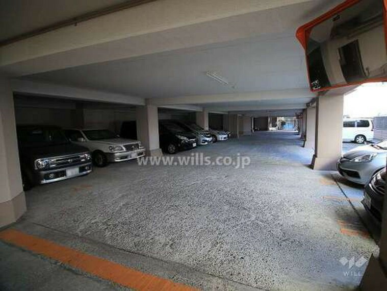 敷地内駐車場 敷地内駐車場（屋内平面式）