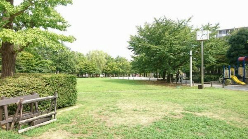 公園 めぐろ区民キャンパス公園:お子様と一緒に遊べる公園が徒歩11分！（847m）