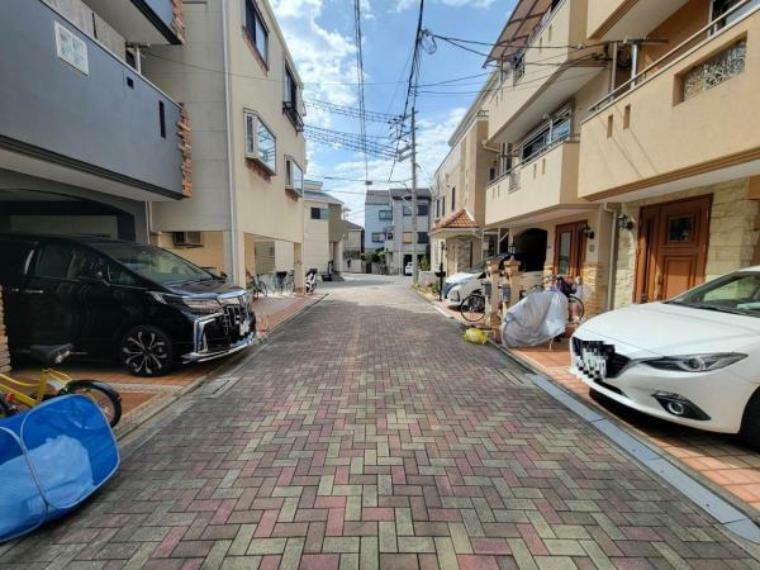 現況写真 交通量の少ない前面道路で安心ですね