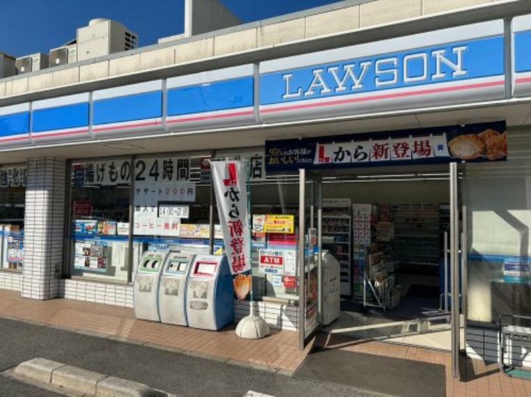 コンビニ 【コンビニエンスストア】ローソン 岩屋中町二丁目店まで141m