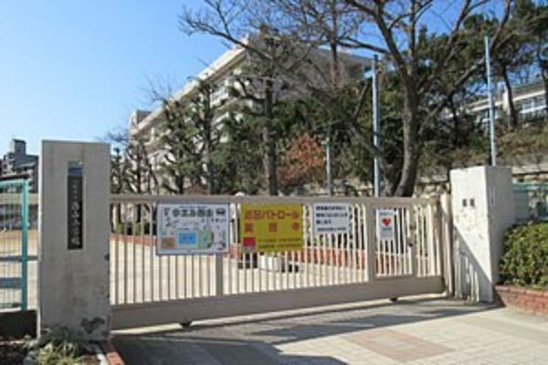 小学校 【小学校】宝塚市立西山小学校まで609m