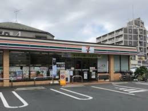 コンビニ 【コンビニエンスストア】セブンイレブン 板橋向原2丁目店まで623m