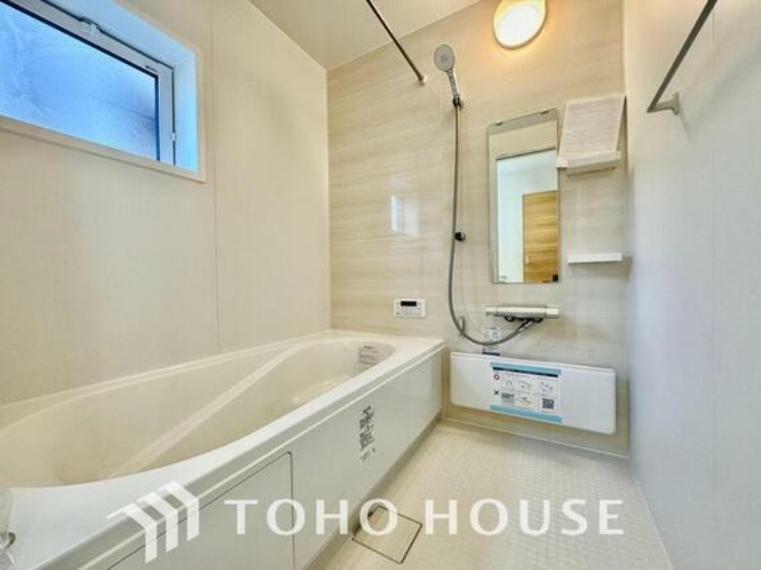 浴室 心地よいバスタイムを演出する浴室はゆとりあるサイズを採用。