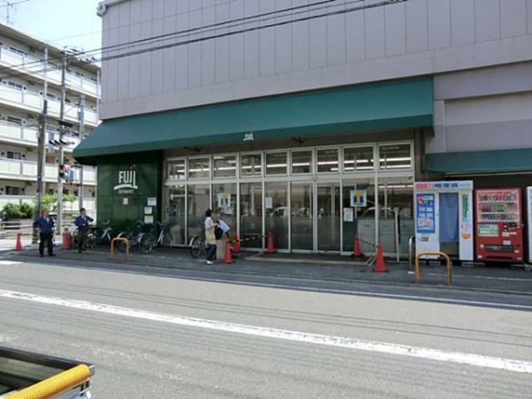 スーパー SUPER MARKET FUJI（スーパーマーケットフジ） 羽田店　520m
