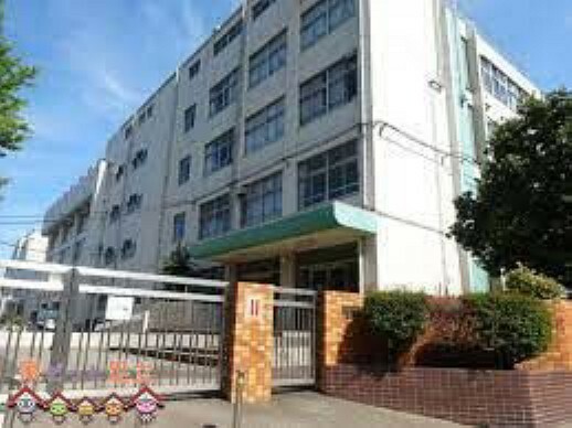 中学校 足立区立加賀中学校 徒歩4分。