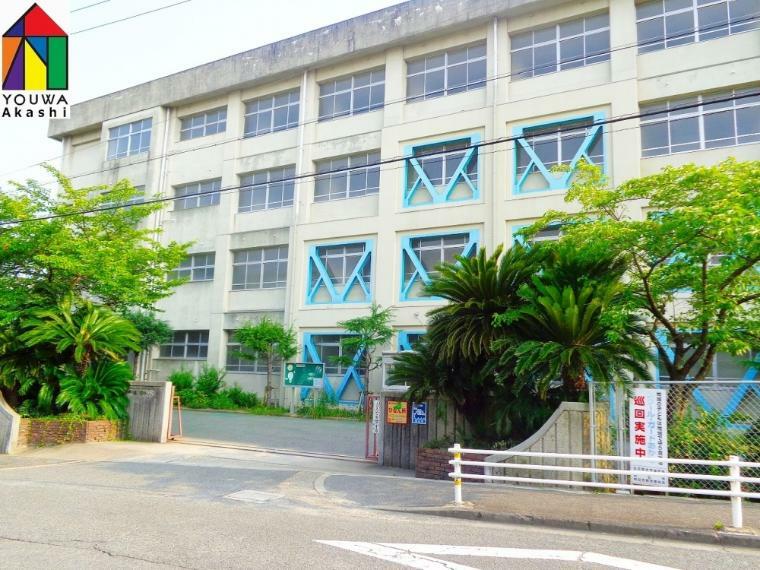 小学校 【小学校】明石市立 高丘東小学校まで543m