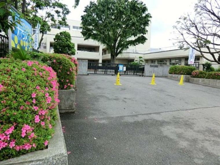 小学校 【小学校】今泉小学校まで706m