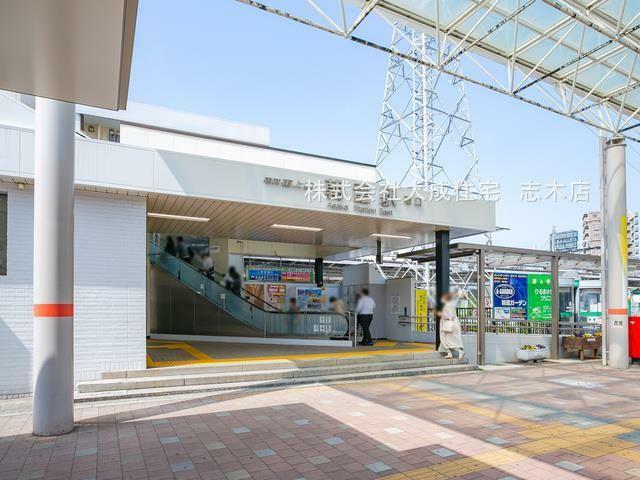 東武東上線「朝霞」駅（徒歩23分。バスご利用で15分！　駅前が再開発されたため、以前より綺麗になりました＾＾街灯も増え、夜道も明るくなりました。スーパーや商店もございますのでお買い物も便利です。）