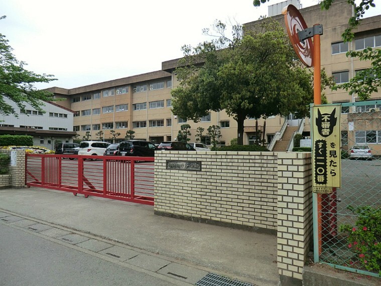 中学校 川越市立砂中学校（1351m）