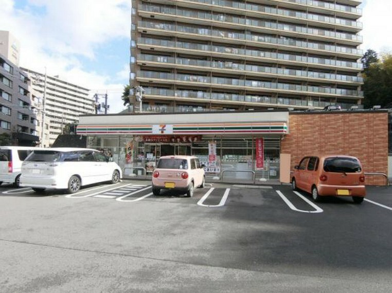 コンビニ セブンイレブン　安芸府中浜田3丁目店