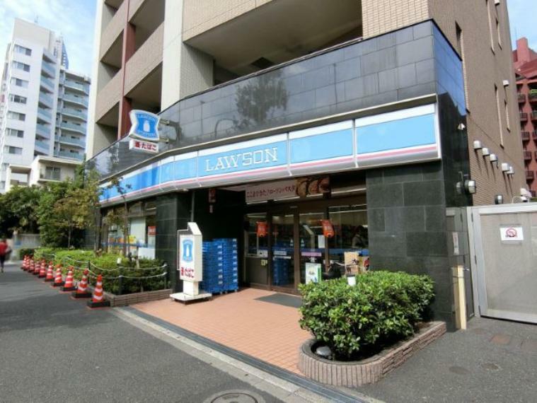 コンビニ 【コンビニエンスストア】ローソン代々木西参道店まで272m