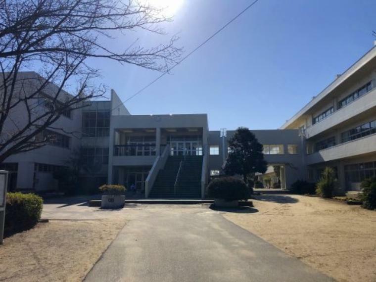 小学校 【小学校】春日部市立立野小学校まで1034m