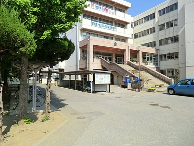 中学校