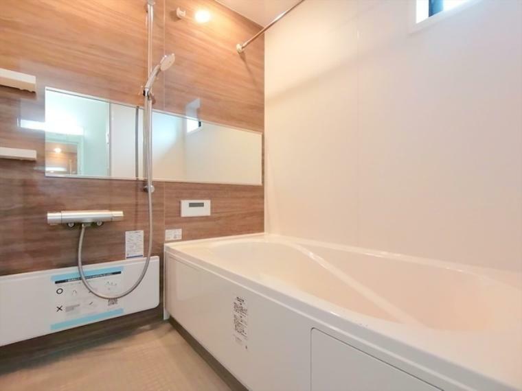 一日の疲れを癒すための心地よい浴室はゆとりあるサイズを採用。浴室乾燥機付き！汚れにくくお手入れしやすい浴室です。<BR/>■国立市北2　新築一戸建て■