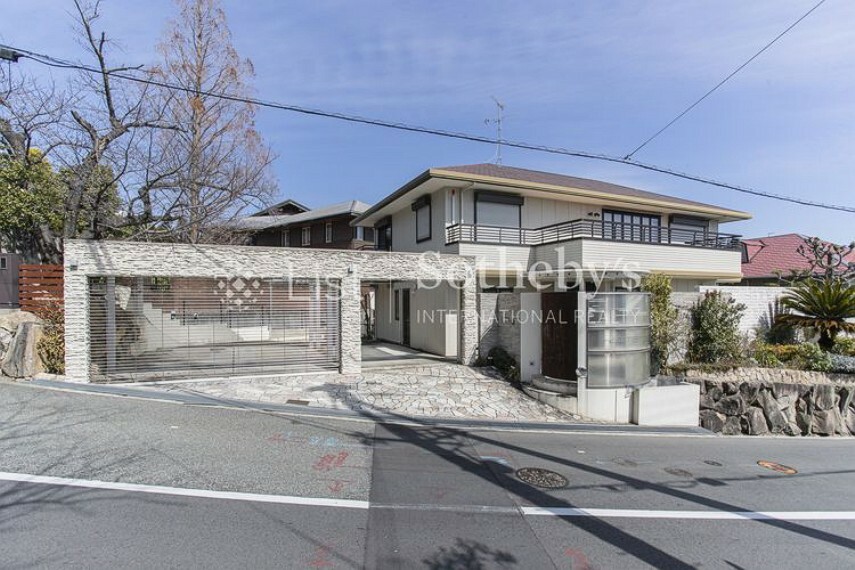 現況写真 由緒ある高級住宅地芦屋に構える邸宅です